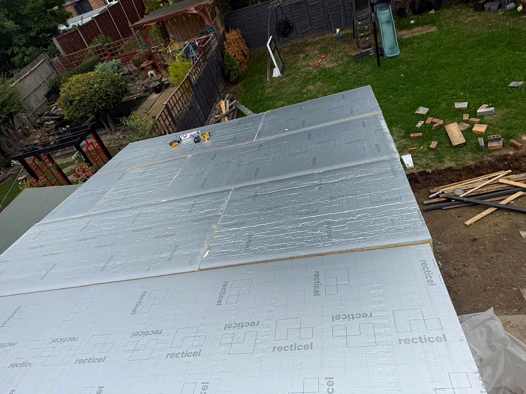 Insulation boards on the deck